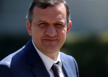 “Po ndaj me ju panoramën në sytë e mi”, Ilir Beqaj mesazh qytetarëve: Ne duam besimin tuaj, pastaj votën tuaj!