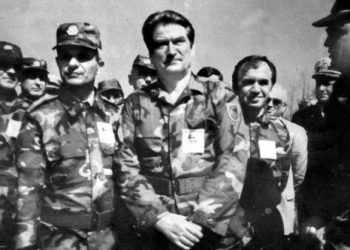 Shteti paralel i PD-së: Nga paramilitarët vrasës të Bashës, tek paraushtarakët e Berishës që tmerruan Jugun