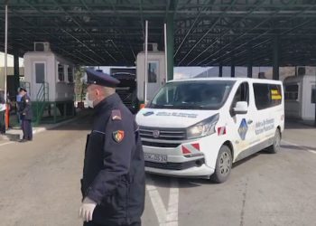 Albin Kurti vendos “traun” në Morinë për kosovarët (për të penguar vaksinimin?)