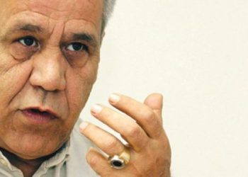 Kim Mehmeti ‘avokati’ i Bashës: Sa të bezdisshëm këta ‘kufomëngrënësit’ e PD-së, kryetari i ngre nga ‘muratorë’ në deputetë