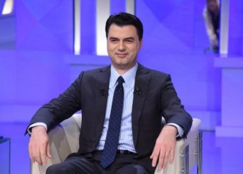 Tri momente që shpërfaqën hipokrizinë e Lulzim Bashës