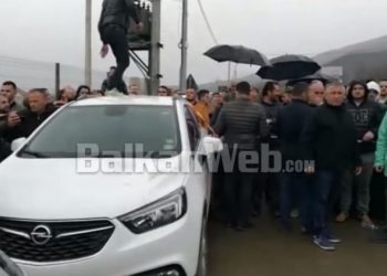Maqellarë/ Masë me burg për zyrtarët që u kapën me 5 mln lekë