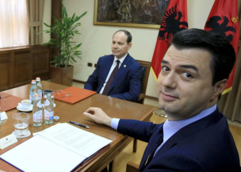 Nishani ‘shuplakë’ Bashës: Ka 8 vite që dështon! Humbësi i 4 zgjedhjeve po mban peng PD