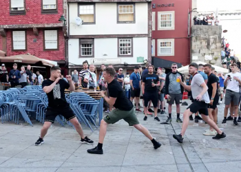 FOTOT/Finalja e Champions: Britanikët nuk zhgënjejnë, sherre masive në Porto