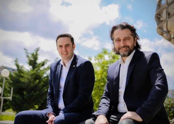 LDK synon kreun e Komunës së Prishtinës me arkitektin e njohur në Londër