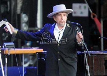 Në këtë ditë, më 24 maj vdiq Koperniku, lindi princesha Viktoria dhe Bob Dylan