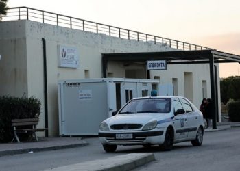 Fshihej në Shqipëri/ Pranga një vrasësi që dhjetorin e kaluar ekzekutoi në Greqi