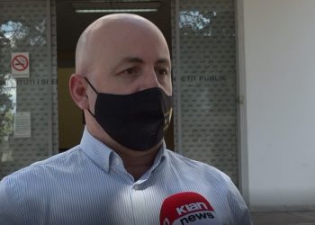 “Nuk pritet të ketë valë tjetër të Covid”, epidemiologu: Shifrat do rriten në 20 ditët e para të Majit, por do bien më pas