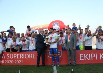 Titulli rikthehet në Durrës pas 27 vitesh/ Teuta e mbyll me goleadë, Bylisi zbret nga kategoria