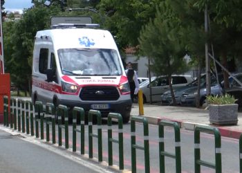 EMRI/ Bie nga kati i tretë i banesës ku punonte, vdes 24-vjeçari nga Librazhdi
