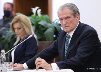 10 pasoja në politikën shqiptare pas shpalljes së Berishës “non grata” nga SHBA