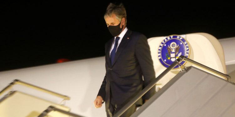 U.S. Secretary of State Antony Blinken disembarks after landing at Boryspil International airport outside Kyiv, Ukraine May 6, 2021. Efrem Lukatsky/Pool via REUTERS