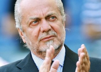 Pasi shkarkoi Gatusson/ De Laurentiis “bekon” Luciano Spalletin në krye të Napolit