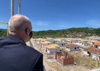 Rama inspekton rindërtimin e Bubqit: Rezidencë si e oligarkëve për njerëzit e varfër