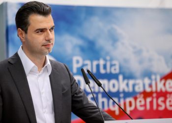 Basha në Lezhë, ‘frymëzon’ demokratët: Na pret një luftë e re me Edi Ramën