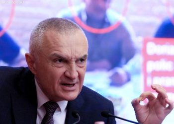 “Ka turbulenca psiqike, asnjë mjek s’do e lejonte Metën të qëndronte në postin e Presidentit”/