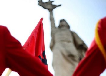 “Kodi” i 5 Majit!