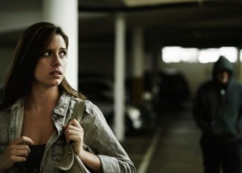 Nëna denoncon zhdukjen e 15-vjeçares/ Policia shokon: Do jetë në ndonjë lokal nate ose me ndonjë tutor!