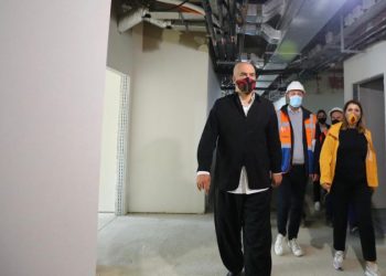 “Përfundon brenda vitit”/ Rama dhe Manastirliu inspektojnë punimet e spitalit të ri të Sëmundjeve të Brendshme: Investim 14.8 mln euro