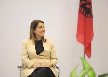 Punësohen 39 mjekë specialistë në spitalet rajonale, Manastirliu: Do të krijojmë incentiva të reja financiare!