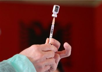 Mbi 10 mijë vaksinime në ditë, Ministria e Shëndetësisë publikon shifrat
