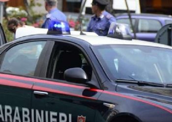 Itali/ Menaxheri i lokalit refuzoi të ndryshojë muzikën, shqiptari e qëllon me shishe