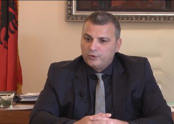 Pse të gjitha kartëmonedhat kanë figurë mashkullore? Ja si përgjigjet guvernatori i BSH