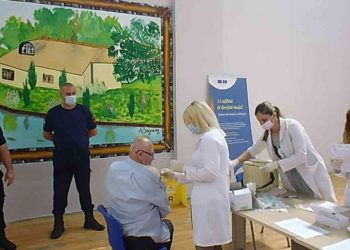 Vaksinimi në burgje/ Ministrja Gjonaj: Deri më tani vaksinuam 143 të dënuar