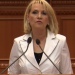Duartrokitje në sallë/ “Faleminderit Edi Rama, mik dhe lider”, Mimi Kodheli flet për herë të fundit si deputete