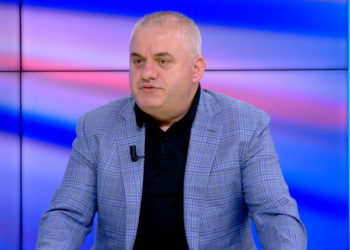 “Porositësja e parë e një atentati me dron është femër”/ Gazetari Artan Hoxha: Shpenzohen 100 mijë USD
