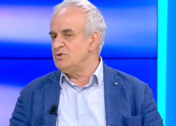 Analisti Nazarko: Berisha i ka dyert e mbyllura në PD, jam kurioz të shoh se si do ta shesë Basha