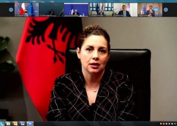 KE hoqi kufizimet për Shqipërinë, Xhaçka: Shqiptarët mund të udhëtojnë njësoj si qytetarët e BE