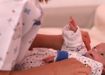 50 ditë ‘lufte’ në terapinë intensive/ Manastirliu ndan lajmin e mirë: Foshnja ka arritur të fitojë betejën me jetën