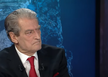 “Non grata” nga SHBA, Berisha nostalgjik: Baker më pyeti më ’90, ‘Sali, a ka rënë komunizimi’? Tani Rama e Soros lobuan për mua, Blinken u keqinformua