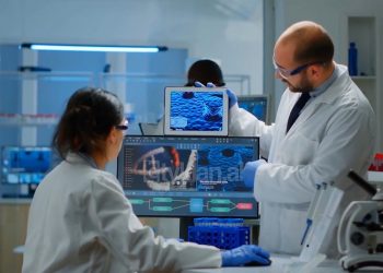 Studimi i ri, simptomat e Covid shfaqen dhe 12 javë pas infektimit