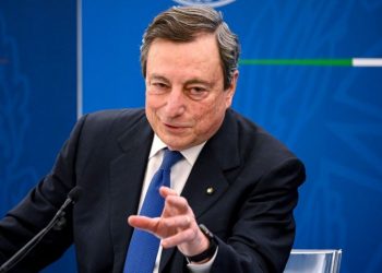 Kryeministri i Italisë njësoj si Merkel/ Pas dozës së parë AstraZeneca, të dytën e merr Pfizer