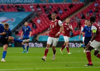 95 minuta për të parë një gol! Çlirohen italianët, Kieza gjen rrugën e rrjetës
