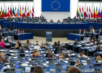 Certifikatat e COVID ‘në dorë’ nga 1 korriku, Parlamenti Europian u jep “OK”
