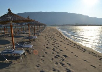 Kundër banditëve buzë detit