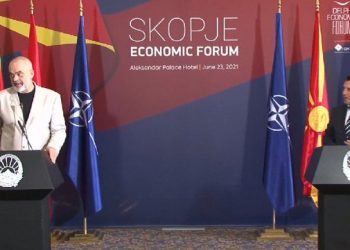 “Përkthyesi jo i mirë”/ Rama batuta në konferencën me Zaev: Na duan por s’janë gati të martohen me ne. Në rregull ne do të shijojmë lirinë