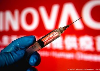 “Asnjë efekt i rëndë anësor”/ Bloomberg: Vaksina kineze Sinovac vë nën kontroll të plotë COVID-19!
