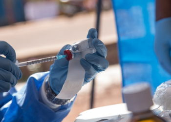 Pandemia/ Ky është vendi i parë në botë që do të vaksinojë fëmijët nga mosha 3 vjeç
