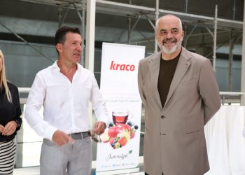 VIDEO/ Rama jep lajmin e mirë: Tre fabrika të reja ultramoderne me mbështetjen e AZHBR, së shpejti hyjnë në prodhim
