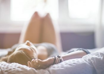 Mos i injoroni! Mjekja tregon veprimet që duhet të bëj çdo femër pas seksit