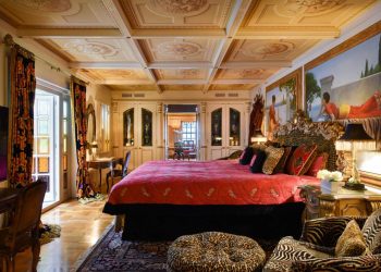 FOTOT/Interieri i rezidencës mahnitëse të Gianni Versace-s