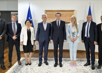 Njohin pavarësinë e Kosovës 6 deputetë të Kuvendit të Serbisë, Albin Kurti i pret në takim: Beogradi të distancohet nga Milosheviçi