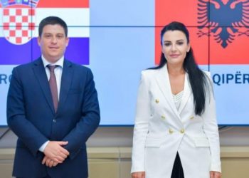 Balluku pret në takim homologun kroat: Korridori blu nisi nga Kroacia, ja kur fillon dhe në Shqipëri për të përfunduar në Greqi