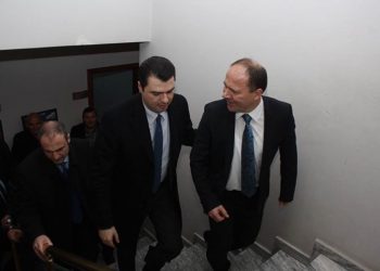 Të besuarit e Bashës dorëzojnë analizën e zgjedhjeve, shpallen emër për emër “armiqtë” e PD. Gati “beteja”