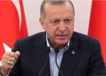 I “tërhoqi veshin” për vizitën në Qipro/ Erdogan sulmon Brukselin: Nuk marr urdhra nga ju