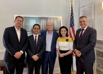 Kim me liderët e Kongresit Pan-Shqiptaro-Amerikan: Ndërsa Shqipëria pastron gjykatat, të tjera investime amerikane do pasojnë